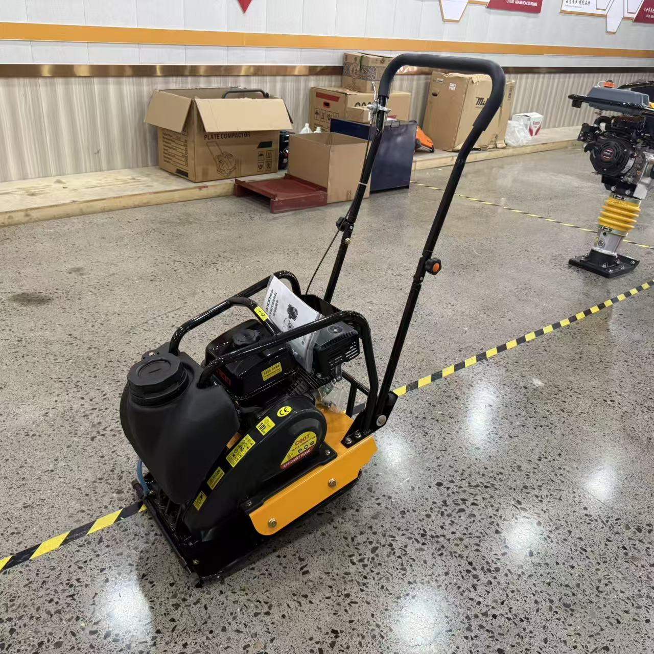 Heavy Duty Engine Concrete Vib - огляд і ціна Plate Compactor Vibrator